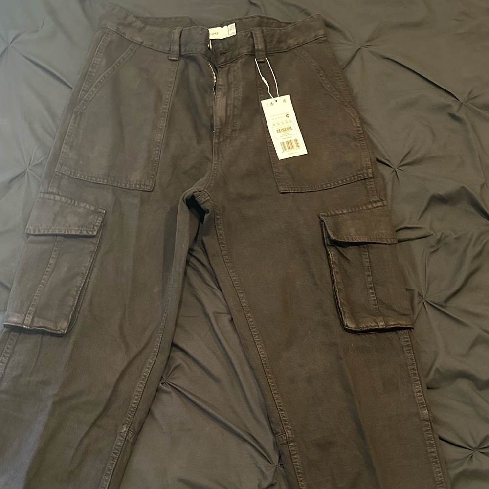 Wide leg cargo pants
